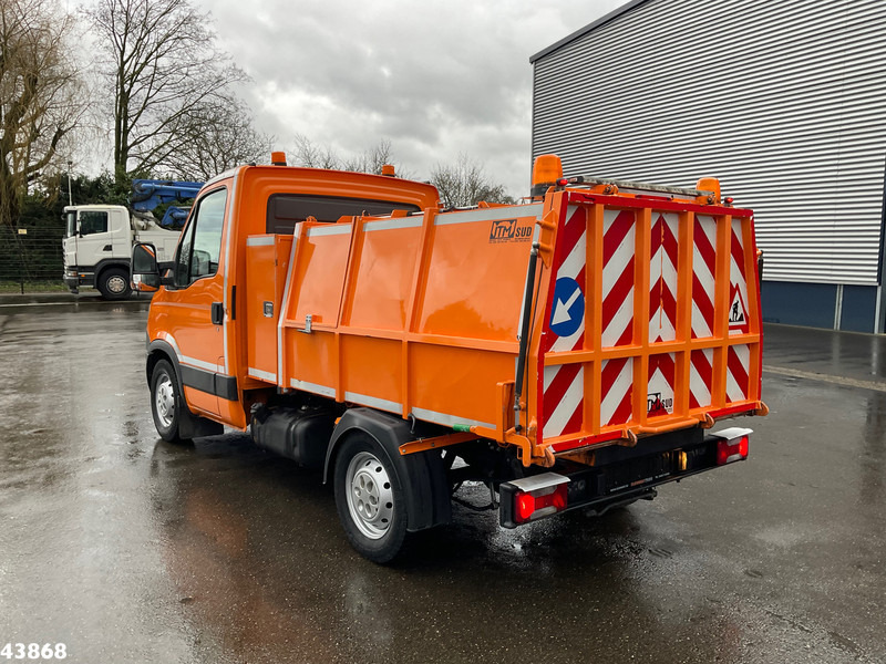 Iveco Daily 35S12 ITM 3,5 m³ veegvuilopbouw - شاحنة النفايات: صورة 4 Iveco Daily 35S12 ITM 3,5 m³ veegvuilopbouw - شاحنة النفايات: صورة 4
