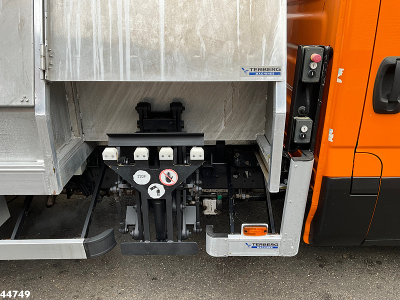 Iveco Daily 40C15 Euro 6 Terberg zijlader Iveco Daily 40C15 Euro 6 Terberg zijlader: صورة 12