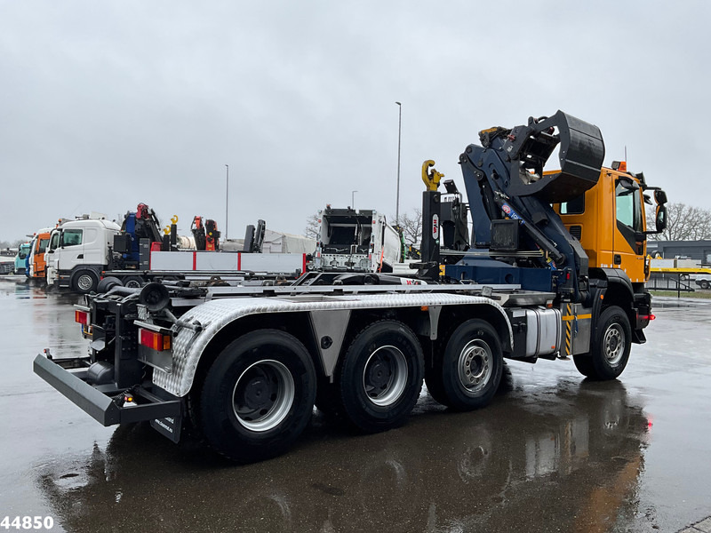 Iveco Trakker AD380T41W 8x6 Euro 6 HMF 19 Tonmeter Z-kraan - شاحنة ذات خطاف, شاحنة كرين: صورة 4 Iveco Trakker AD380T41W 8x6 Euro 6 HMF 19 Tonmeter Z-kraan - شاحنة ذات خطاف, شاحنة كرين: صورة 4