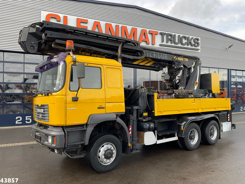 MAN F2000 6x6 Full Steel Manual Palfinger 68 Meter Dachdecker kran Just 54.133 km! - شاحنة كرين: صورة 2 MAN F2000 6x6 Full Steel Manual Palfinger 68 Meter Dachdecker kran Just 54.133 km! - شاحنة كرين: صورة 2