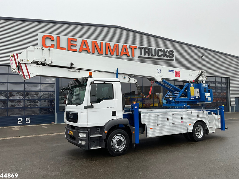 MAN TGM 15.290 Klaas 35 meter Dachdecker Kran - شاحنة كرين: صورة 2 MAN TGM 15.290 Klaas 35 meter Dachdecker Kran - شاحنة كرين: صورة 2