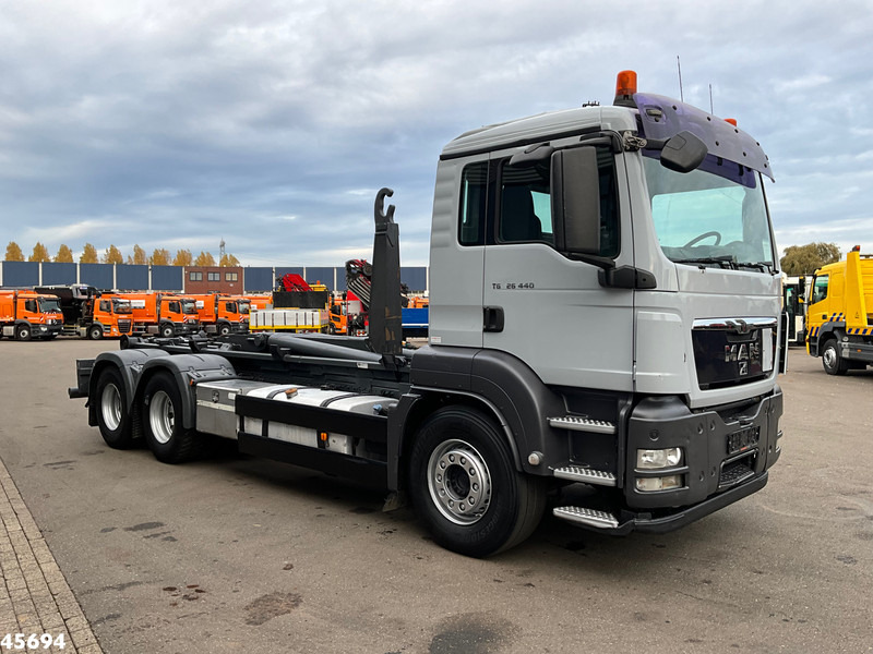 MAN TGS 26.440 6x4 ZF Intarder Manual 26 Ton haakarmsysteem - شاحنة ذات خطاف: صورة 3 MAN TGS 26.440 6x4 ZF Intarder Manual 26 Ton haakarmsysteem - شاحنة ذات خطاف: صورة 3
