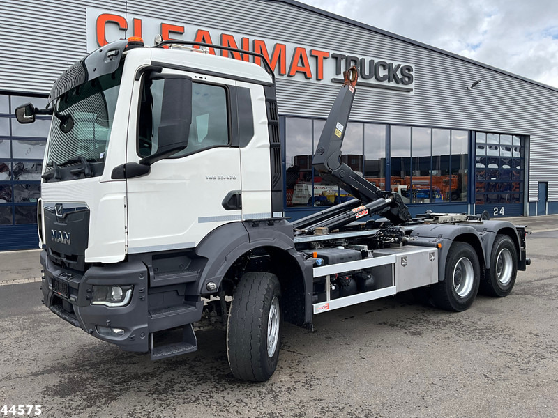 MAN TGS 33.470 6x4 Euro 6 Full Steel AJK 20 Ton haakarmsysteem - شاحنة ذات خطاف: صورة 1 MAN TGS 33.470 6x4 Euro 6 Full Steel AJK 20 Ton haakarmsysteem - شاحنة ذات خطاف: صورة 1