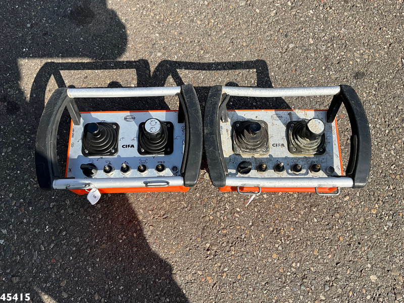 شاحنة خلاطة خرسانة MAN TGS 35.440 Euro 6 10x4 CIFA 12m³ Mixer + CIFA pump Just 200.228 km!: صورة 16