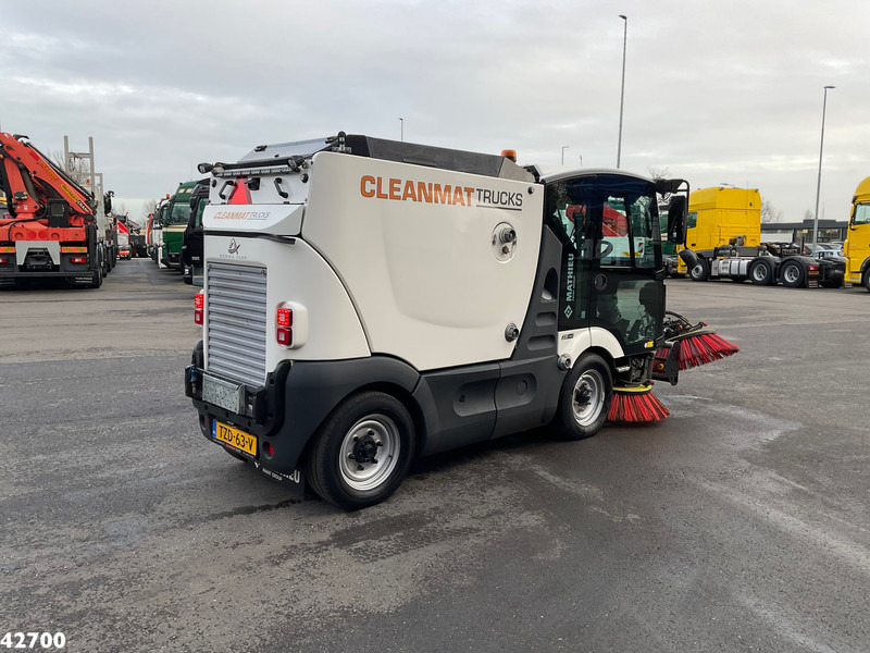 Mathieu MC 210 Azura Flex Euro 6 Stage 5 with 3-rd brush - سياره كنس شوارع: صورة 4 Mathieu MC 210 Azura Flex Euro 6 Stage 5 with 3-rd brush - سياره كنس شوارع: صورة 4