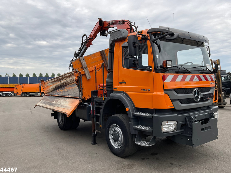 Mercedes-Benz 1829 AK 4x4 Atlas 8,5 Tonmeter laadkraan Manual Full steel - شاحنة قلاب, شاحنة كرين: صورة 5 Mercedes-Benz 1829 AK 4x4 Atlas 8,5 Tonmeter laadkraan Manual Full steel - شاحنة قلاب, شاحنة كرين: صورة 5