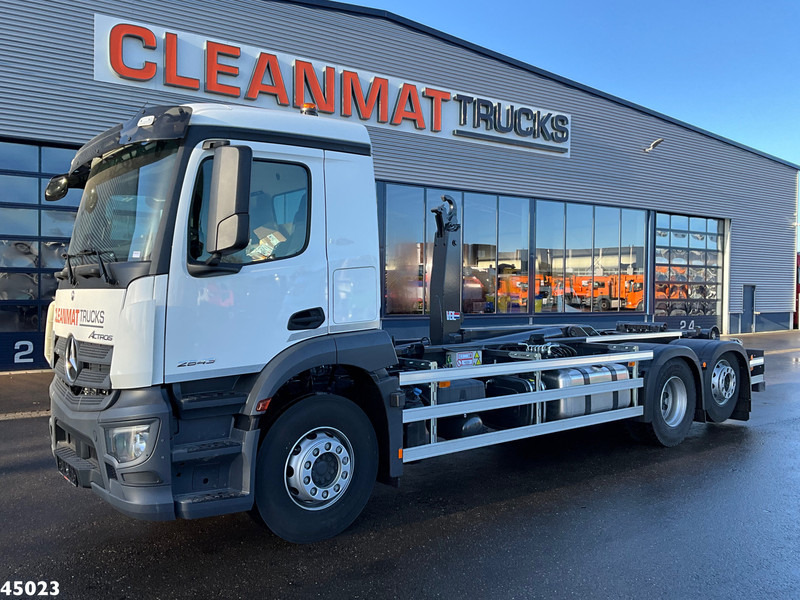 Mercedes-Benz Actros 2643 VDL 21 Ton haakarmsysteem - شاحنة ذات خطاف: صورة 2 Mercedes-Benz Actros 2643 VDL 21 Ton haakarmsysteem - شاحنة ذات خطاف: صورة 2
