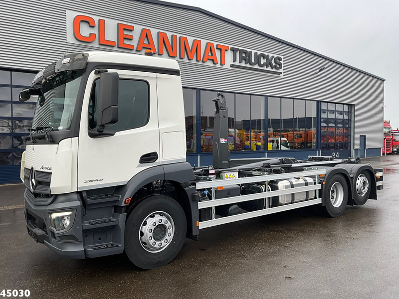 Mercedes-Benz Actros 2643 VDL 21 Ton haakarmsysteem - شاحنة ذات خطاف: صورة 2 Mercedes-Benz Actros 2643 VDL 21 Ton haakarmsysteem - شاحنة ذات خطاف: صورة 2
