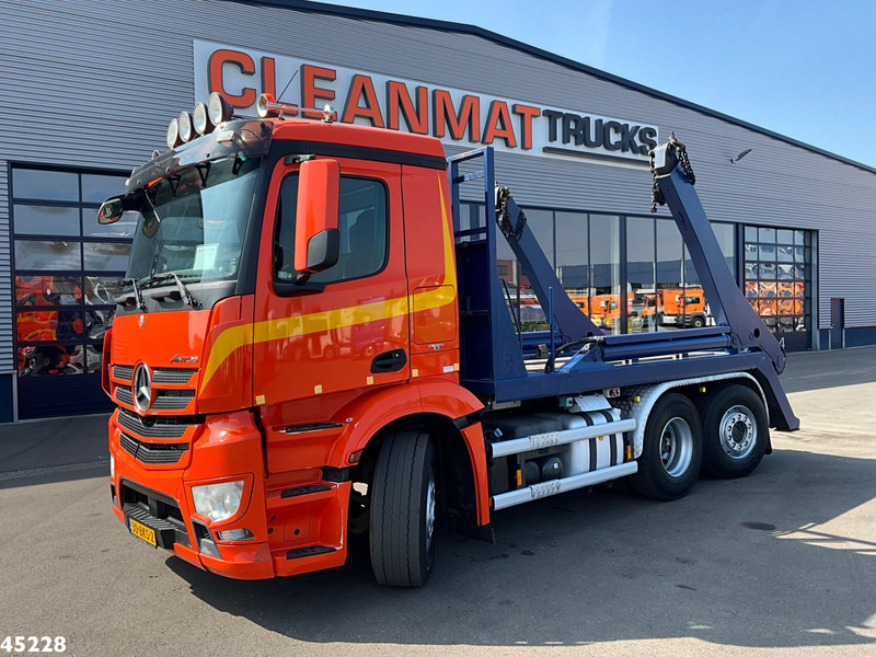 Mercedes-Benz Antos 2542 6x2 Euro 6 Hyva 18 portaalarmsysteem - شاحنة نقل المخلفات: صورة 1 Mercedes-Benz Antos 2542 6x2 Euro 6 Hyva 18 portaalarmsysteem - شاحنة نقل المخلفات: صورة 1