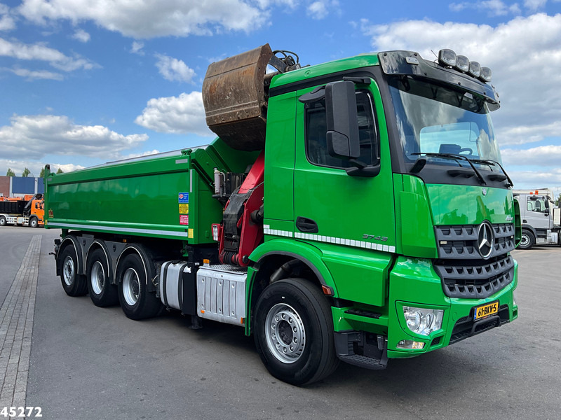 Mercedes-Benz Arocs 3743 8x4 Euro 6 HMF 19 Tonmeter Elektrisch/Hydraulisch aangedreven Z-kraan - شاحنة قلاب, شاحنة كرين: صورة 4 Mercedes-Benz Arocs 3743 8x4 Euro 6 HMF 19 Tonmeter Elektrisch/Hydraulisch aangedreven Z-kraan - شاحنة قلاب, شاحنة كرين: صورة 4