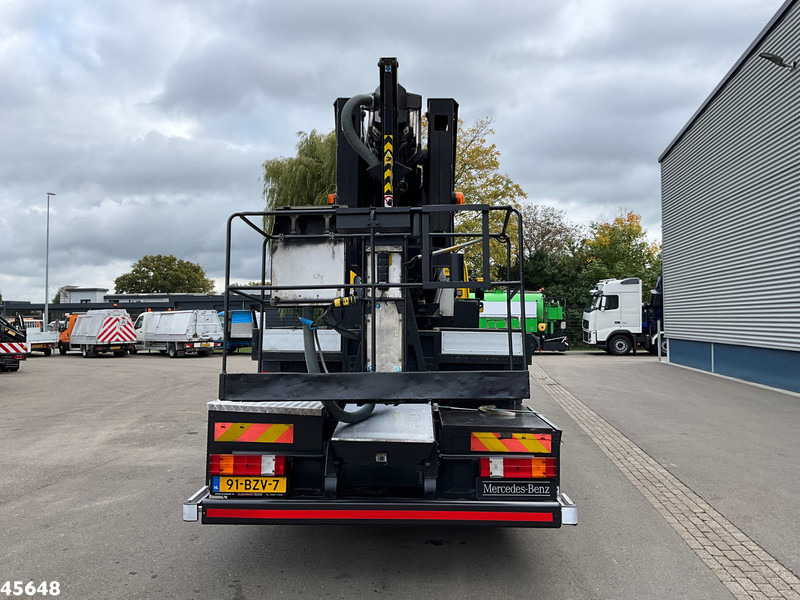 Mercedes-Benz Axor 1828 GSR 32 Meter hoogwerker met Jib - شاحنة: صورة 4 Mercedes-Benz Axor 1828 GSR 32 Meter hoogwerker met Jib - شاحنة: صورة 4