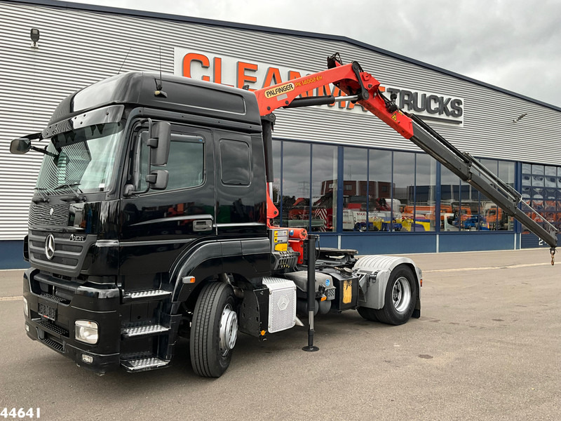 Mercedes-Benz Axor 1840 Euro 5 Palfinger 14 Tonmeter laadkraan - شاحنة كرين: صورة 1 Mercedes-Benz Axor 1840 Euro 5 Palfinger 14 Tonmeter laadkraan - شاحنة كرين: صورة 1