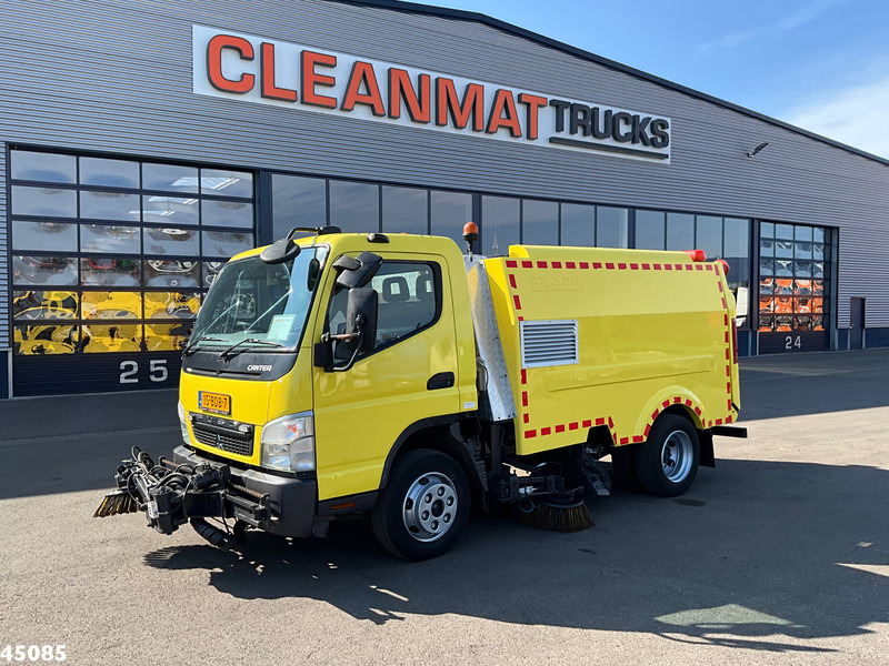 Mitsubishi Canter 7C15 Brock sweeper Just 94.095 km! - سياره كنس شوارع: صورة 3 Mitsubishi Canter 7C15 Brock sweeper Just 94.095 km! - سياره كنس شوارع: صورة 3