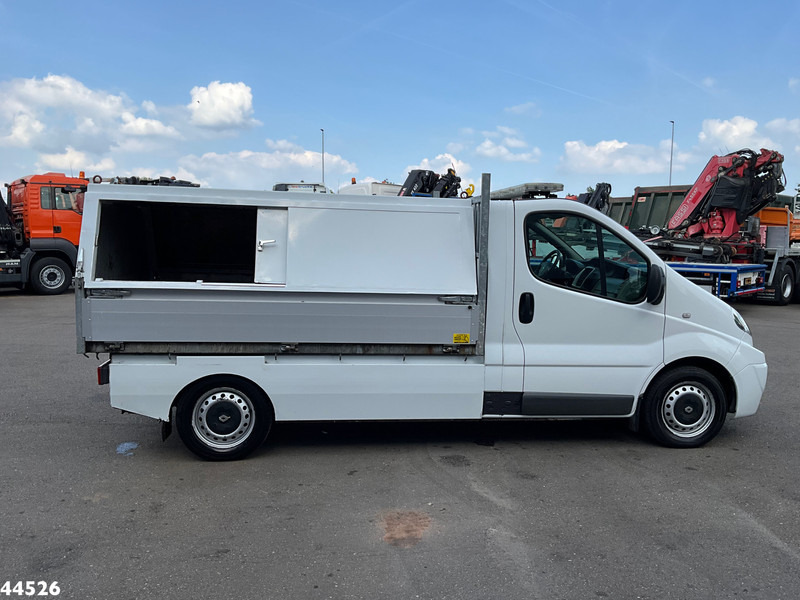 Renault Trafic 2.0 dCi Veeg-vuil kipper - شاحنة النفايات: صورة 4 Renault Trafic 2.0 dCi Veeg-vuil kipper - شاحنة النفايات: صورة 4