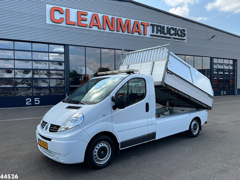 Renault Trafic 2.0 dCi Veeg-vuil kipper - شاحنة النفايات: صورة 1 Renault Trafic 2.0 dCi Veeg-vuil kipper - شاحنة النفايات: صورة 1