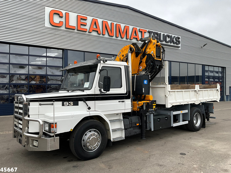 Scania T 93 4x2 Kipper met 31 Tonmeter laadkraan (bj 2005) + Fly-JIb! Just 118.736 km! - شاحنة قلاب, شاحنة كرين: صورة 4 Scania T 93 4x2 Kipper met 31 Tonmeter laadkraan (bj 2005) + Fly-JIb! Just 118.736 km! - شاحنة قلاب, شاحنة كرين: صورة 4