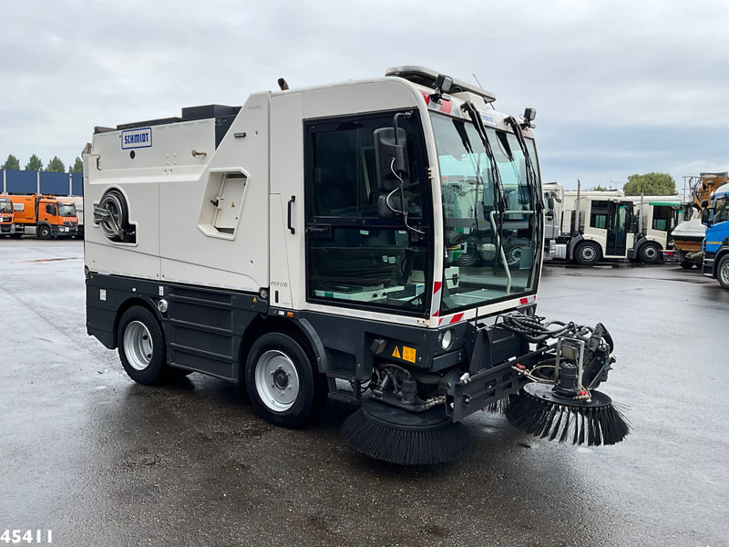 Schmidt Cleango 500 Compact Euro 6 with 3-rd brush - سياره كنس شوارع: صورة 3 Schmidt Cleango 500 Compact Euro 6 with 3-rd brush - سياره كنس شوارع: صورة 3