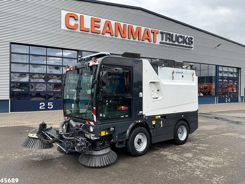 Schmidt Cleango Compact 500 Euro 6 with 3-rd brush Just 4.260 km! - سياره كنس شوارع: صورة 3 Schmidt Cleango Compact 500 Euro 6 with 3-rd brush Just 4.260 km! - سياره كنس شوارع: صورة 3