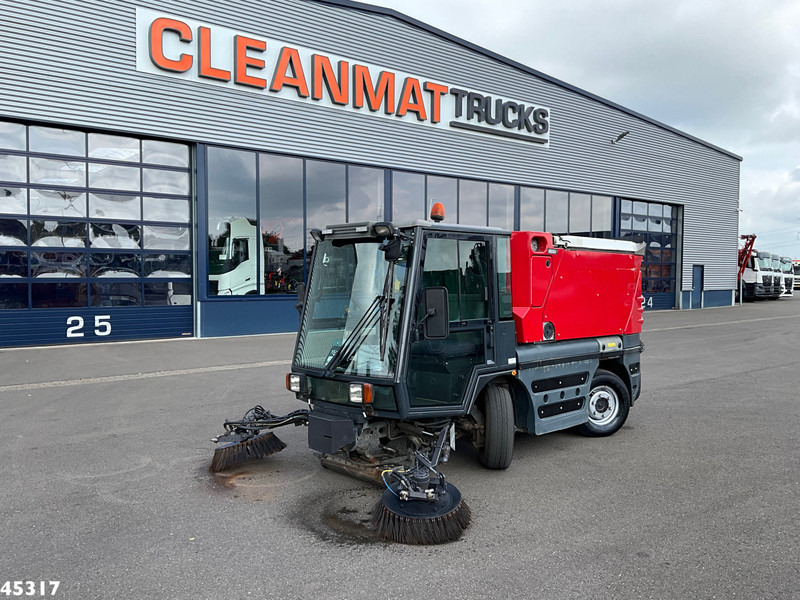 Schmidt Compact 200 - سياره كنس شوارع: صورة 2 Schmidt Compact 200 - سياره كنس شوارع: صورة 2