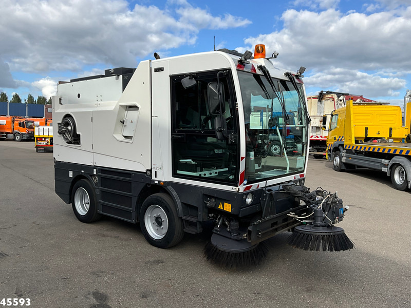 Schmidt Compact 400 Euro 6 with 3-rd brush - سياره كنس شوارع: صورة 5 Schmidt Compact 400 Euro 6 with 3-rd brush - سياره كنس شوارع: صورة 5