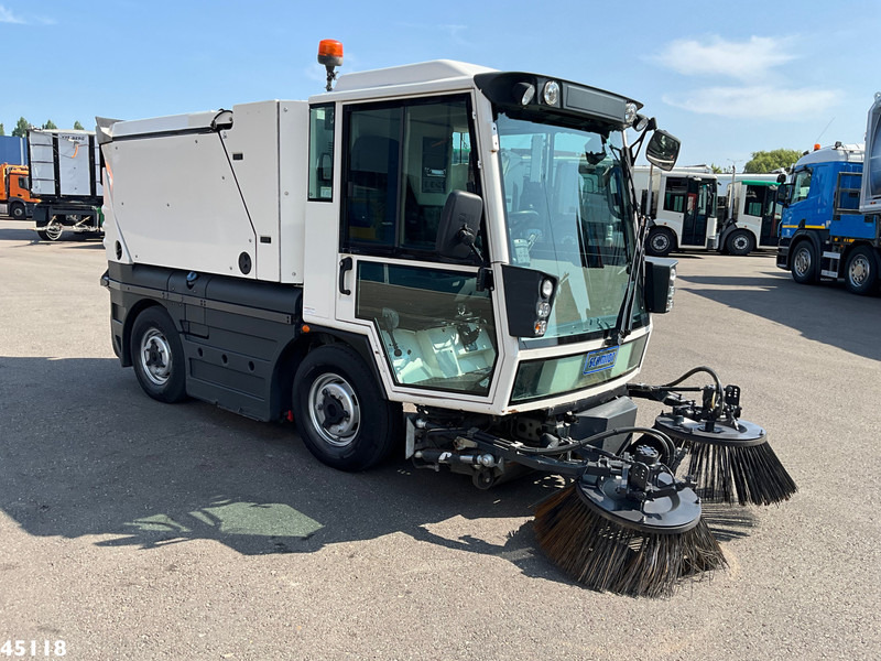 Schmidt Swingo Compact 200 Euro 6 - سياره كنس شوارع: صورة 4 Schmidt Swingo Compact 200 Euro 6 - سياره كنس شوارع: صورة 4