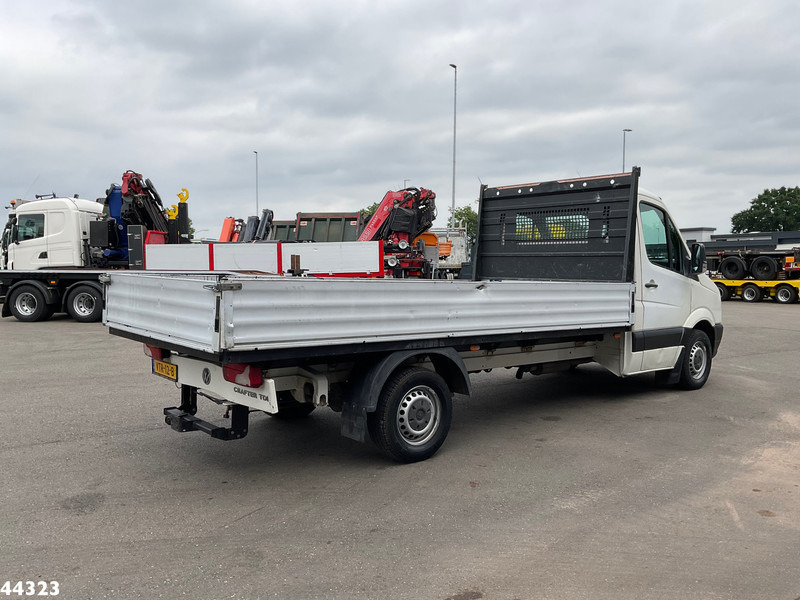 Volkswagen Crafter 35 2.5 TDI - شاحنات مسطحة: صورة 4 Volkswagen Crafter 35 2.5 TDI - شاحنات مسطحة: صورة 4
