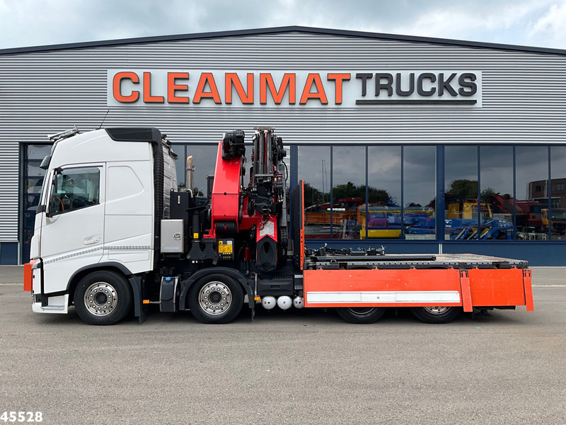 Volvo FH 540 8x2 Euro 6 Palfinger 92 Tonmeter laadkraan + Fly-jib Just 81.817 Km! - شاحنة كرين: صورة 4 Volvo FH 540 8x2 Euro 6 Palfinger 92 Tonmeter laadkraan + Fly-jib Just 81.817 Km! - شاحنة كرين: صورة 4