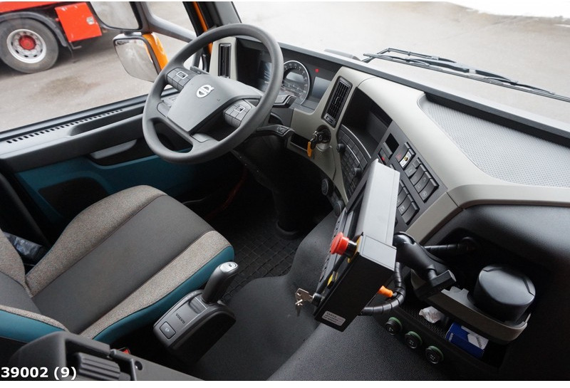 شاحنة النفايات Volvo FM 330: صورة 9