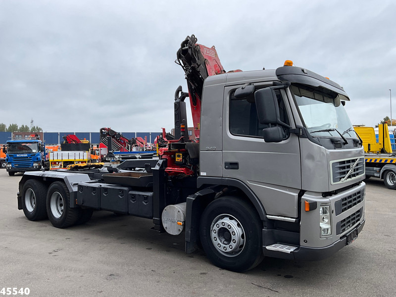 Volvo FM 340 6x4 Fassi 19 Tonmeter laadkraan - وحدة جر: صورة 5 Volvo FM 340 6x4 Fassi 19 Tonmeter laadkraan - وحدة جر: صورة 5