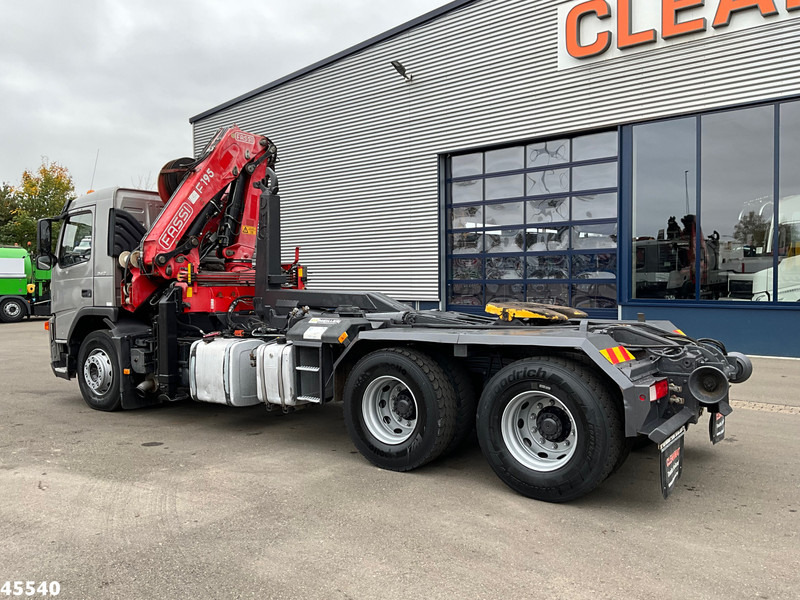 Volvo FM 340 6x4 Fassi 19 Tonmeter laadkraan - وحدة جر: صورة 2 Volvo FM 340 6x4 Fassi 19 Tonmeter laadkraan - وحدة جر: صورة 2