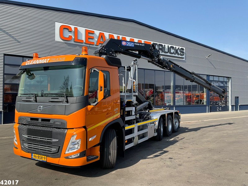 Volvo FM 420 8x2 HMF 28 Tonmeter laadkraan - شاحنة ذات خطاف, شاحنة كرين: صورة 1 Volvo FM 420 8x2 HMF 28 Tonmeter laadkraan - شاحنة ذات خطاف, شاحنة كرين: صورة 1