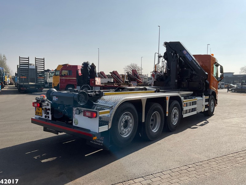 Volvo FM 420 8x2 HMF 28 Tonmeter laadkraan - شاحنة ذات خطاف, شاحنة كرين: صورة 4 Volvo FM 420 8x2 HMF 28 Tonmeter laadkraan - شاحنة ذات خطاف, شاحنة كرين: صورة 4
