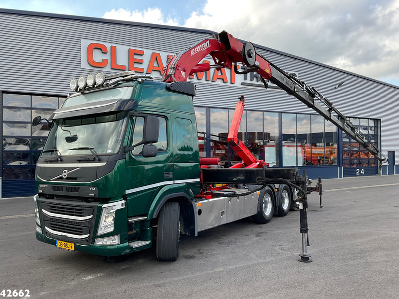 Volvo FM 460 8x4 TRIDEM Euro 6 32 Tonmeter laadkraan - شاحنة ذات خطاف, شاحنة كرين: صورة 1 Volvo FM 460 8x4 TRIDEM Euro 6 32 Tonmeter laadkraan - شاحنة ذات خطاف, شاحنة كرين: صورة 1