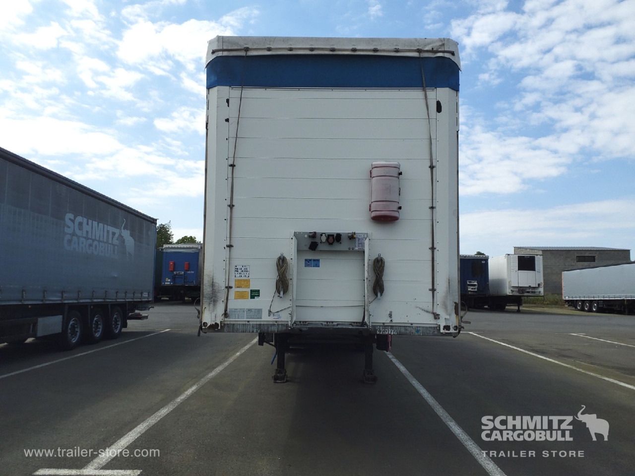 SCHMITZ Curtainsider Standard - نصف مقطورة ستارة: صورة 2 SCHMITZ Curtainsider Standard - نصف مقطورة ستارة: صورة 2
