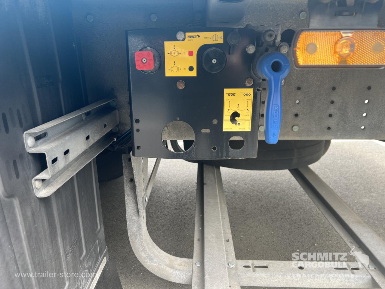 SCHMITZ Curtainsider Standard - نصف مقطورة ستارة: صورة 2 SCHMITZ Curtainsider Standard - نصف مقطورة ستارة: صورة 2
