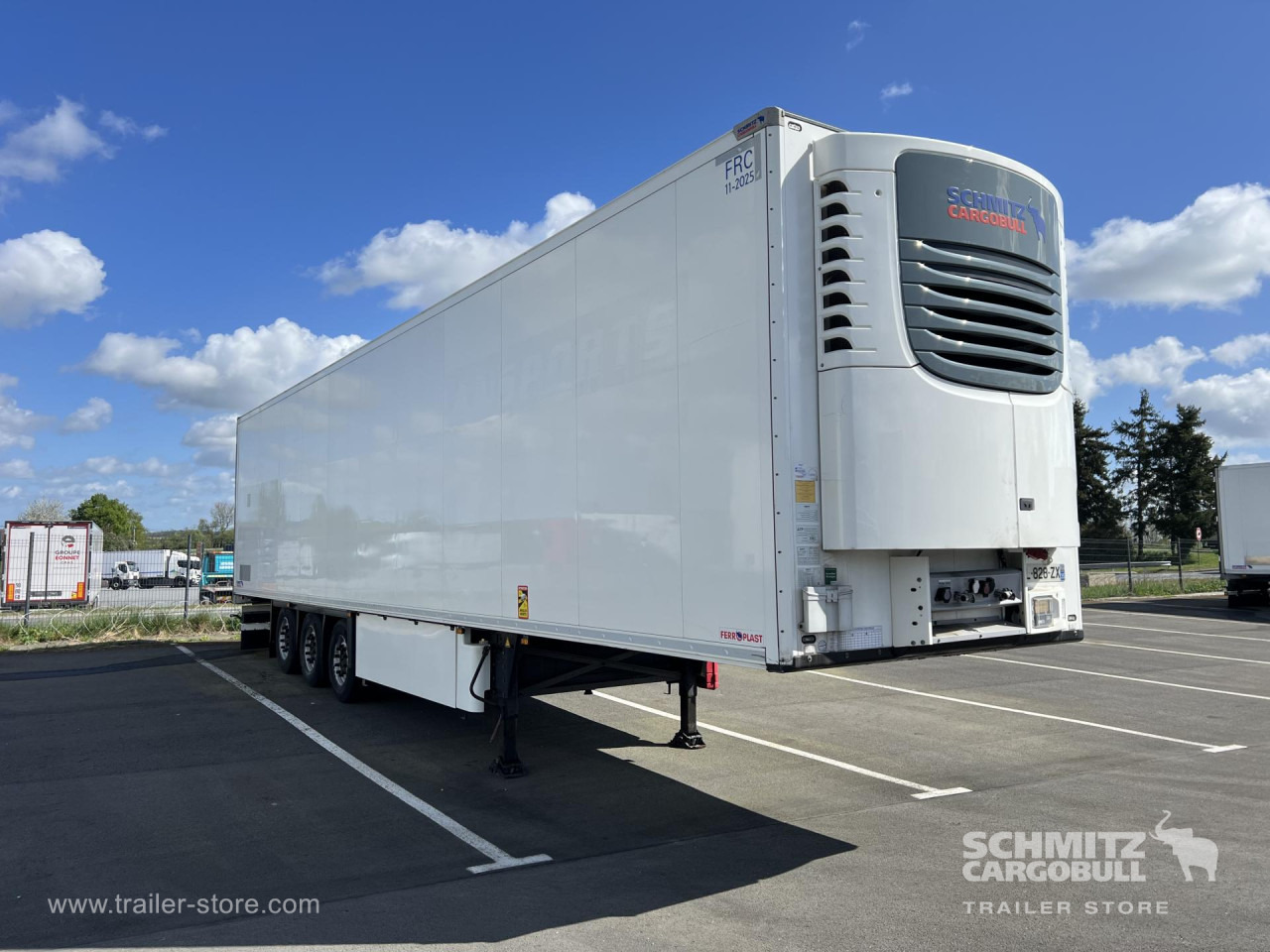 SCHMITZ Reefer Standard - نصف مقطورة متساوي الحرارة: صورة 1 SCHMITZ Reefer Standard - نصف مقطورة متساوي الحرارة: صورة 1