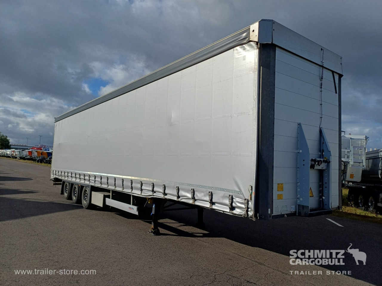 SCHMITZ Auflieger Curtainsider Mega - نصف مقطورة ستارة: صورة 1 SCHMITZ Auflieger Curtainsider Mega - نصف مقطورة ستارة: صورة 1