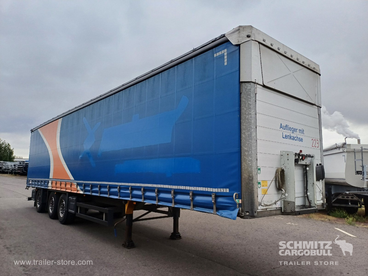 نصف مقطورة ستارة SCHMITZ Auflieger Curtainsider Standard Forklift holder: صورة 1