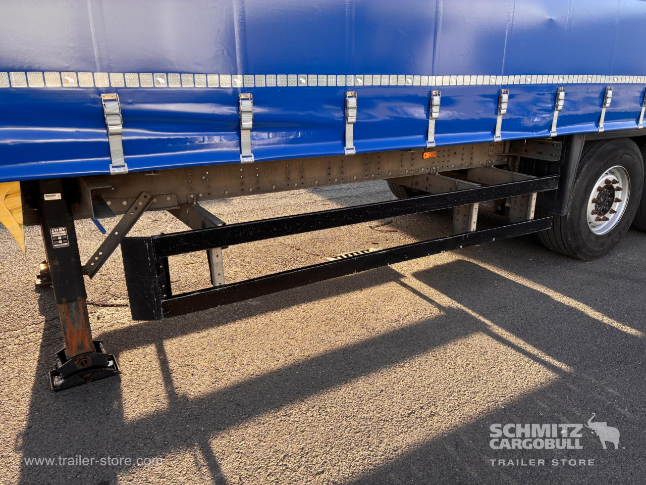 SCHMITZ Auflieger Curtainsider Standard Forklift holder - نصف مقطورة ستارة: صورة 5 SCHMITZ Auflieger Curtainsider Standard Forklift holder - نصف مقطورة ستارة: صورة 5
