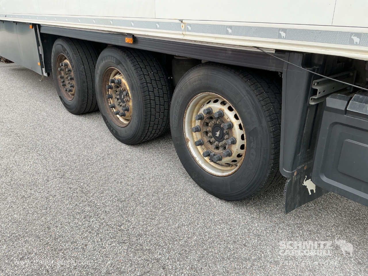 SCHMITZ Reefer Multitemp Double deck Taillift - نصف مقطورة متساوي الحرارة: صورة 5 SCHMITZ Reefer Multitemp Double deck Taillift - نصف مقطورة متساوي الحرارة: صورة 5
