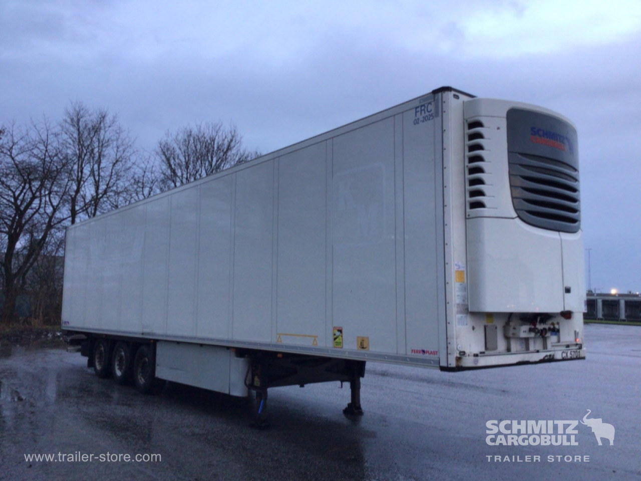 SCHMITZ Reefer Multitemp Double deck - نصف مقطورة متساوي الحرارة: صورة 1 SCHMITZ Reefer Multitemp Double deck - نصف مقطورة متساوي الحرارة: صورة 1
