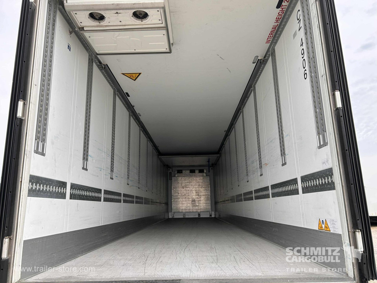 SCHMITZ Reefer Multitemp Double deck - نصف مقطورة متساوي الحرارة: صورة 4 SCHMITZ Reefer Multitemp Double deck - نصف مقطورة متساوي الحرارة: صورة 4
