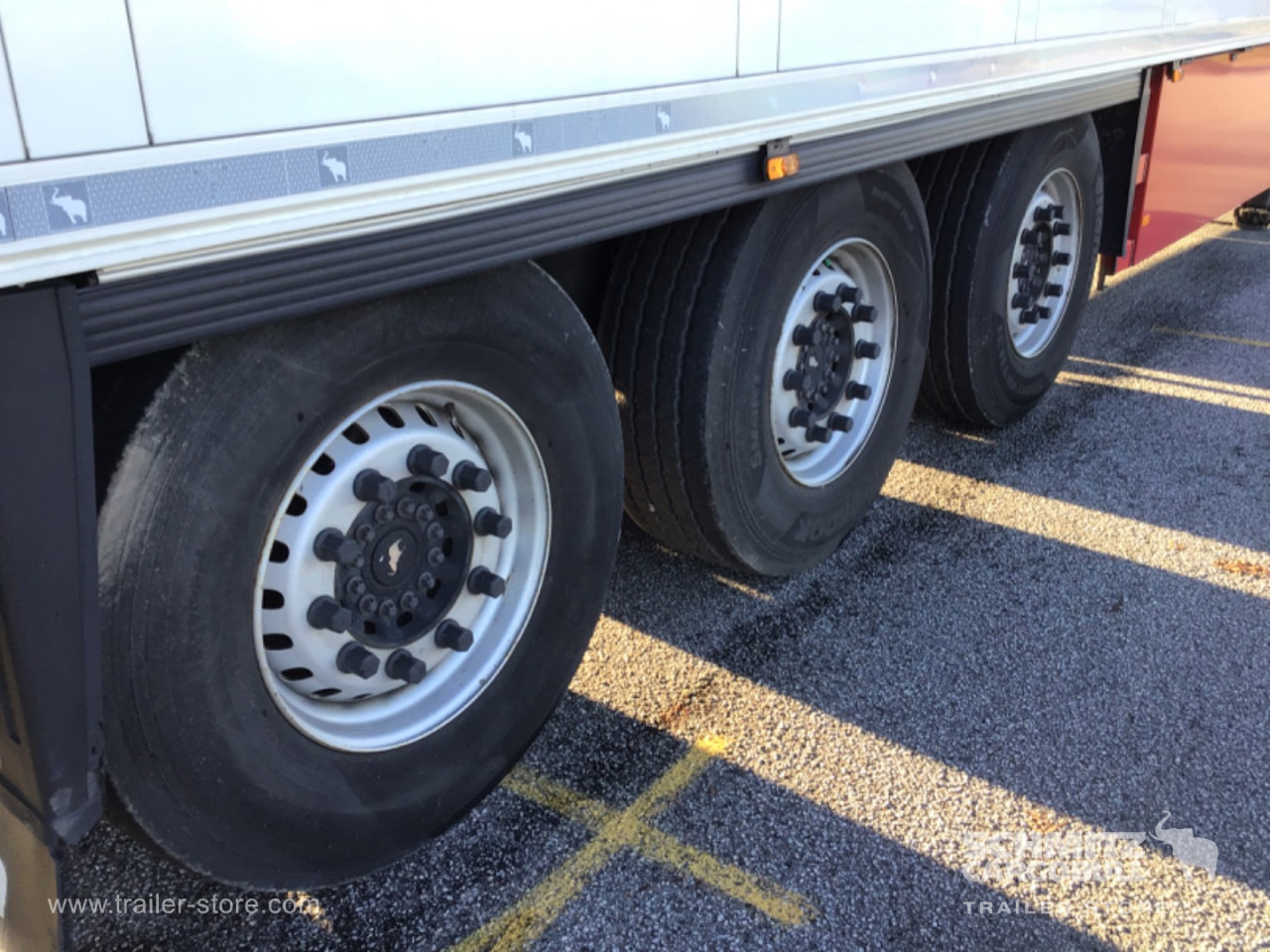 SCHMITZ Reefer Standard Double deck - نصف مقطورة متساوي الحرارة: صورة 3 SCHMITZ Reefer Standard Double deck - نصف مقطورة متساوي الحرارة: صورة 3