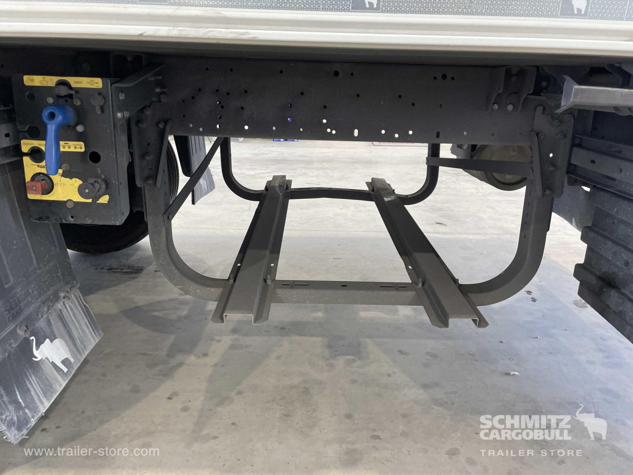 SCHMITZ Semiremolque Frigo Multitemperatura - نصف مقطورة متساوي الحرارة: صورة 2 SCHMITZ Semiremolque Frigo Multitemperatura - نصف مقطورة متساوي الحرارة: صورة 2