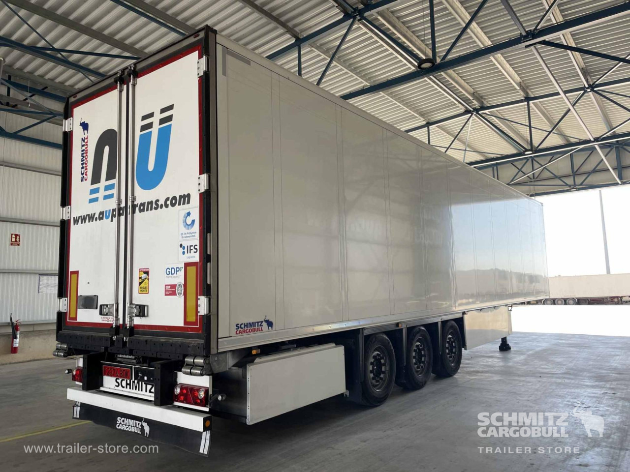نصف مقطورة متساوي الحرارة SCHMITZ Semiremolque Frigo Standard: صورة 6
