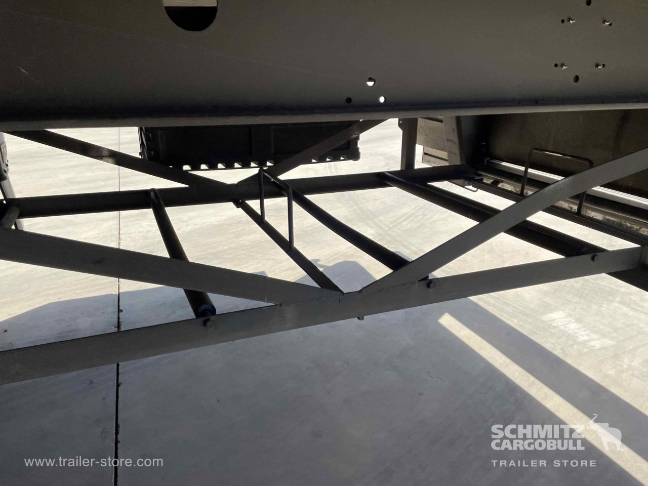 SOR IBERICA Remolque Frigo Standard - مقطورة فريزر: صورة 4 SOR IBERICA Remolque Frigo Standard - مقطورة فريزر: صورة 4