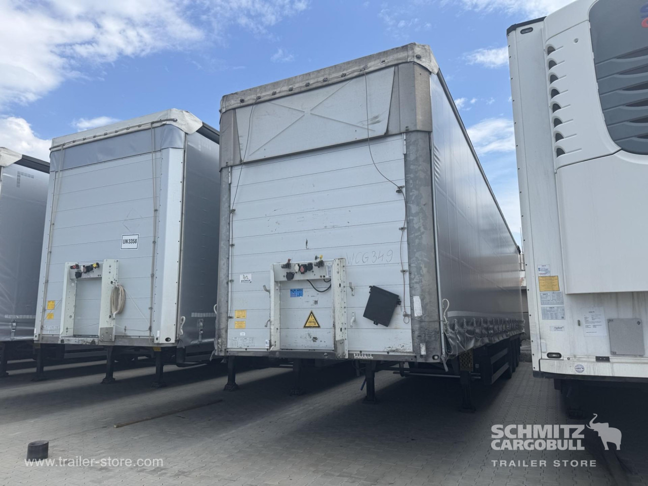 SCHMITZ Curtainsider Mega - نصف مقطورة ستارة: صورة 4 SCHMITZ Curtainsider Mega - نصف مقطورة ستارة: صورة 4