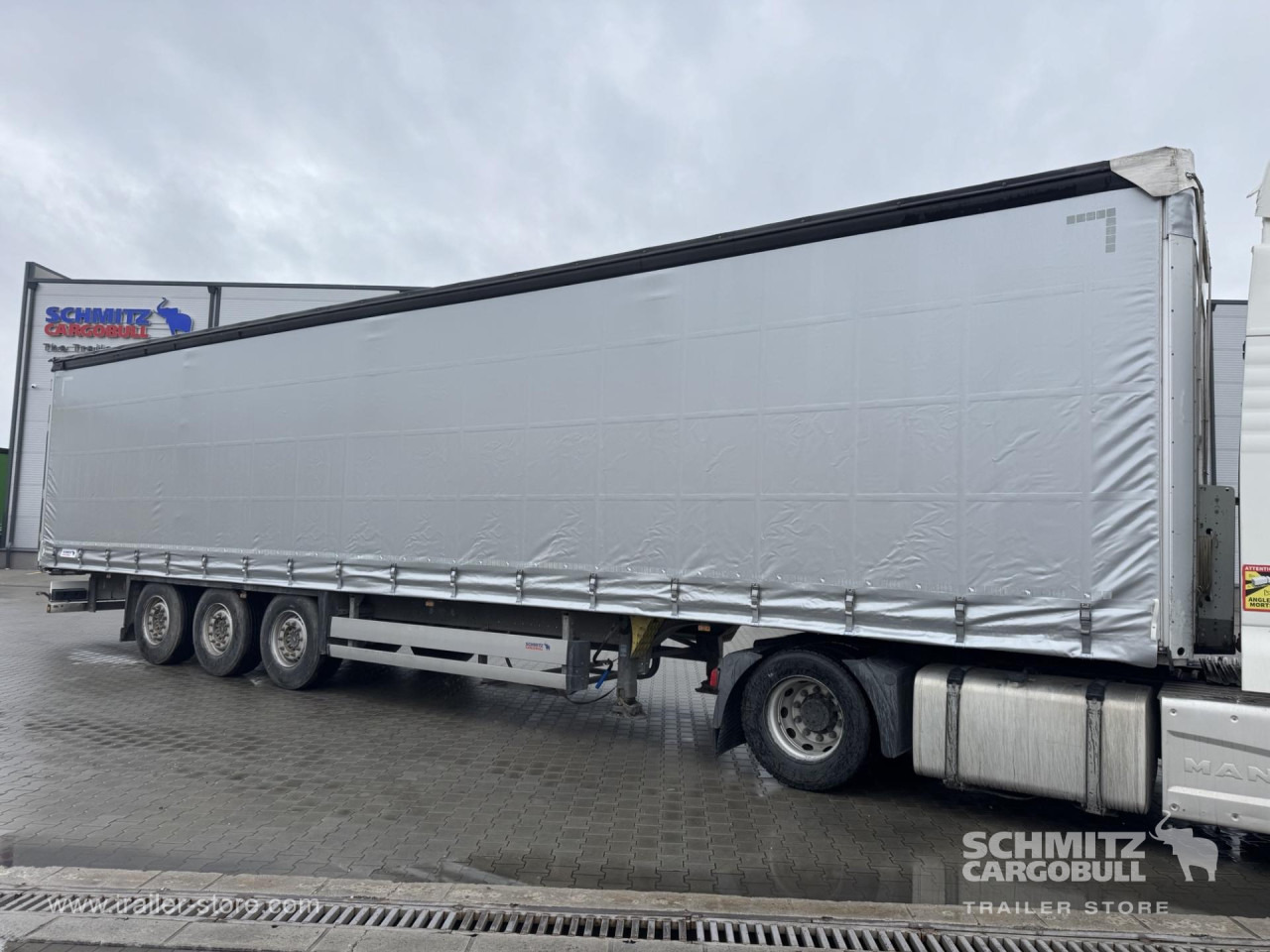 SCHMITZ Curtainsider Standard - نصف مقطورة ستارة: صورة 1 SCHMITZ Curtainsider Standard - نصف مقطورة ستارة: صورة 1