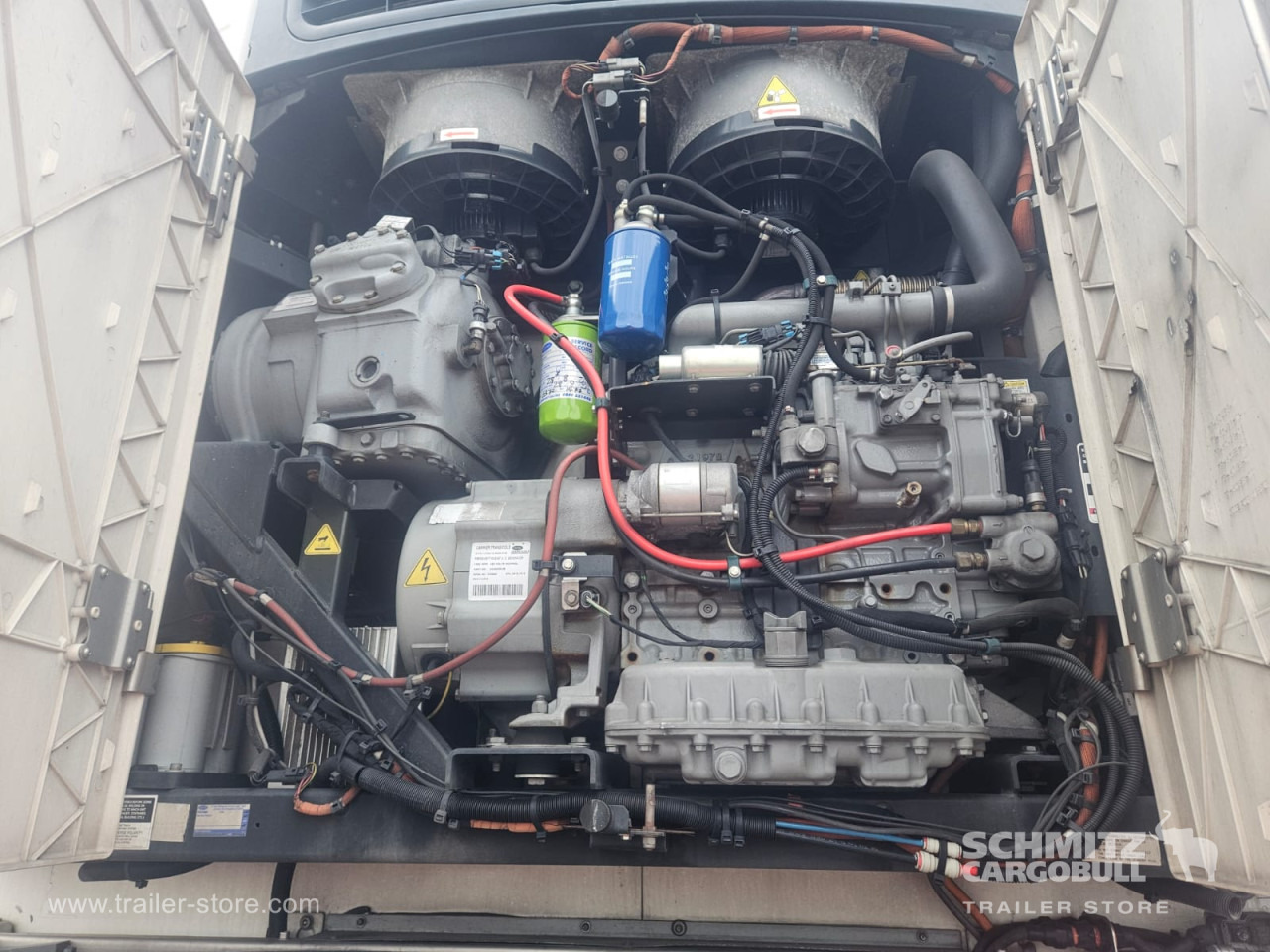 SCHMITZ Reefer Multitemp Taillift - نصف مقطورة متساوي الحرارة: صورة 2 SCHMITZ Reefer Multitemp Taillift - نصف مقطورة متساوي الحرارة: صورة 2