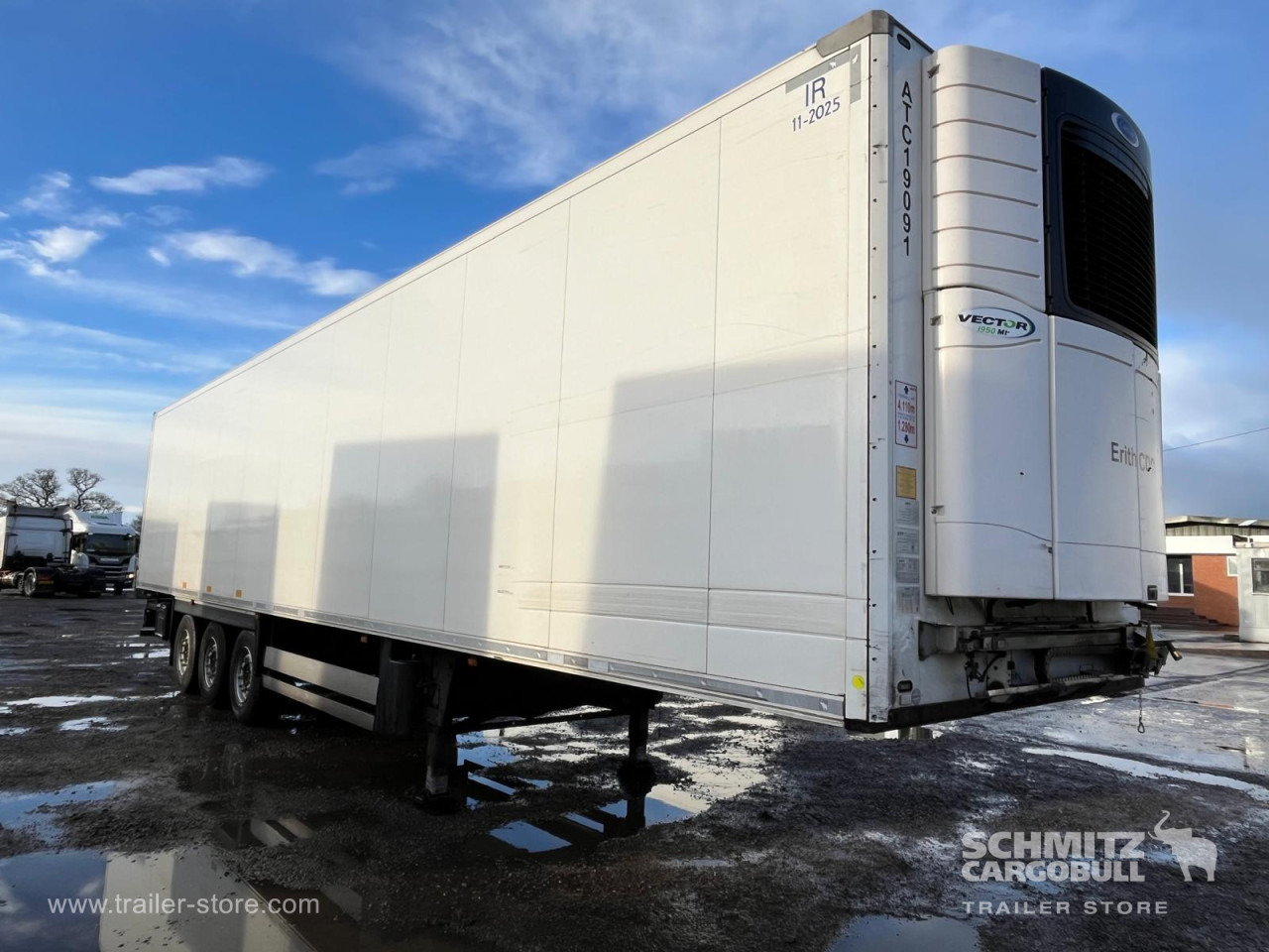 SCHMITZ Reefer Multitemp - نصف مقطورة متساوي الحرارة: صورة 1 SCHMITZ Reefer Multitemp - نصف مقطورة متساوي الحرارة: صورة 1